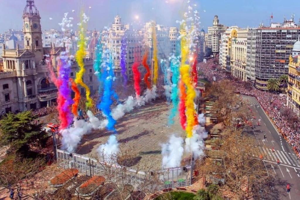 Valencia Las Artes Y Ciencias + Garaje + Netflix Dış mekan fotoğraf
